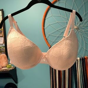 Marilyn Monroe pink lace lightly padded underwire bra